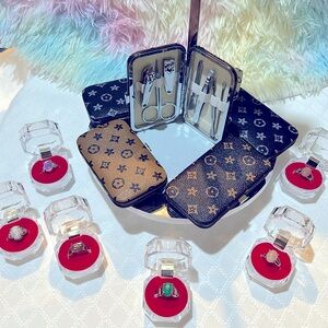 NWT Manicure Set In Gorgeous Colors & Free Mood Ring Get Your Attitude Together